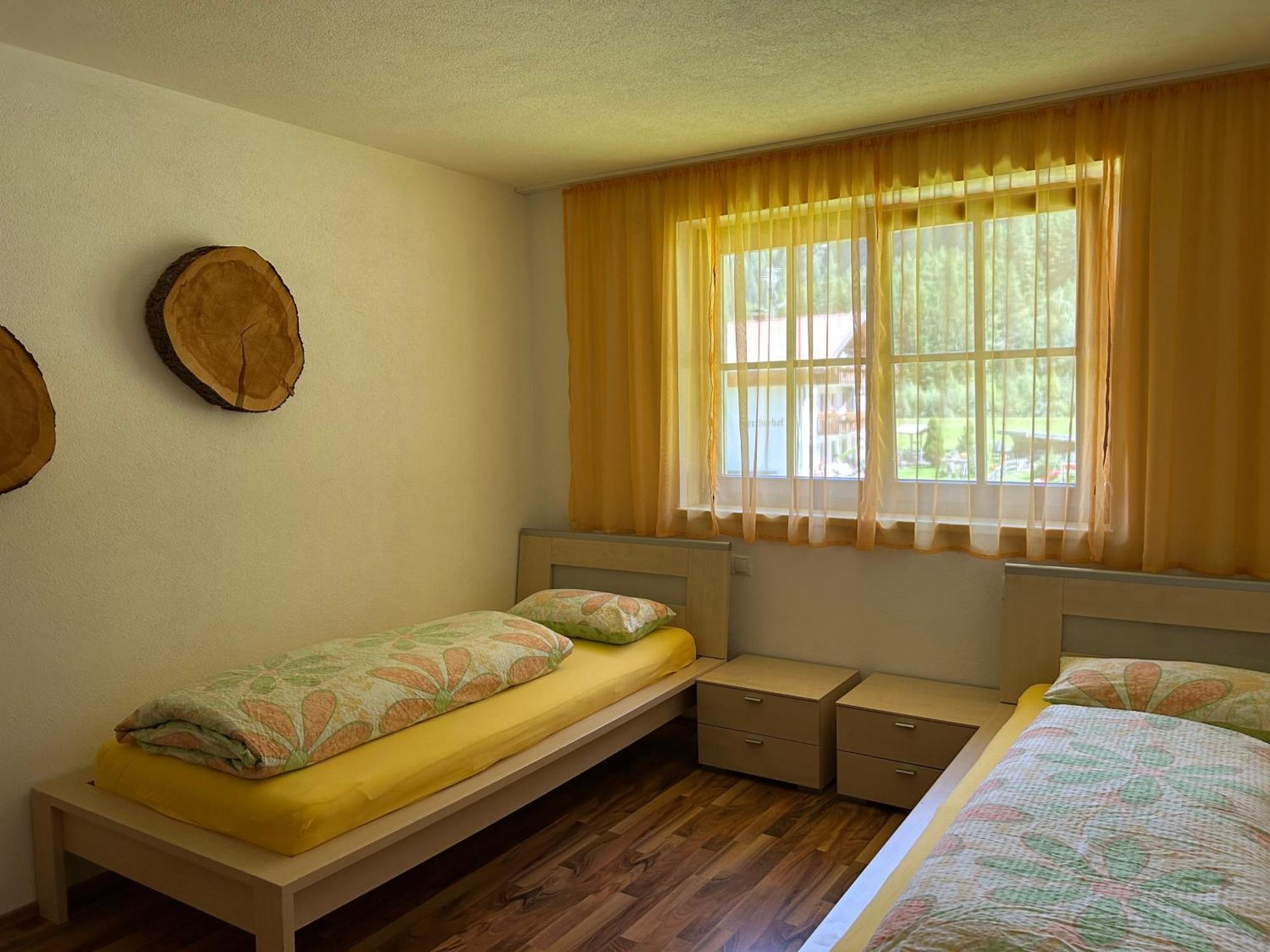 Feichterhof Apartment ริวา ดิ ตูเรส ภายนอก รูปภาพ