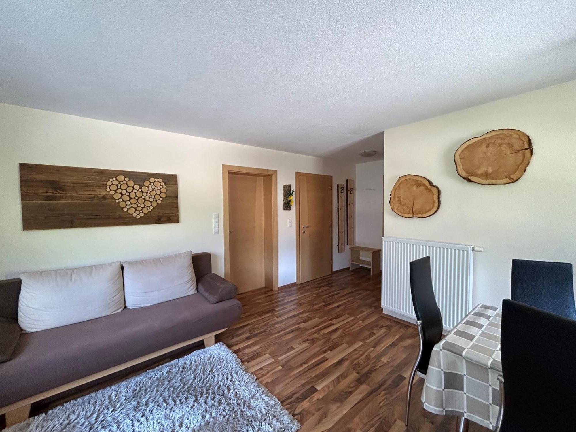 Feichterhof Apartment ริวา ดิ ตูเรส ภายนอก รูปภาพ